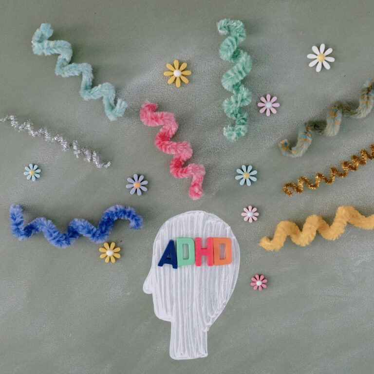 Dziecko z ADHD w szkole – dlaczego stres utrudnia koncentrację i uczenie się